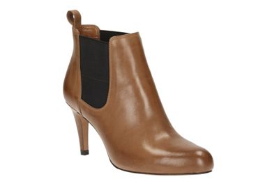 Tan Leather Carlita Quinn Ankle Boot